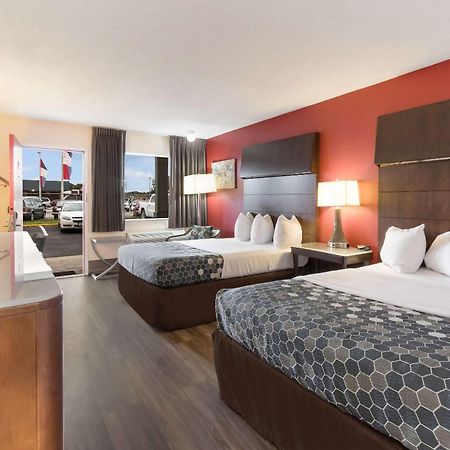 Econo Lodge North Washington Bagian luar foto