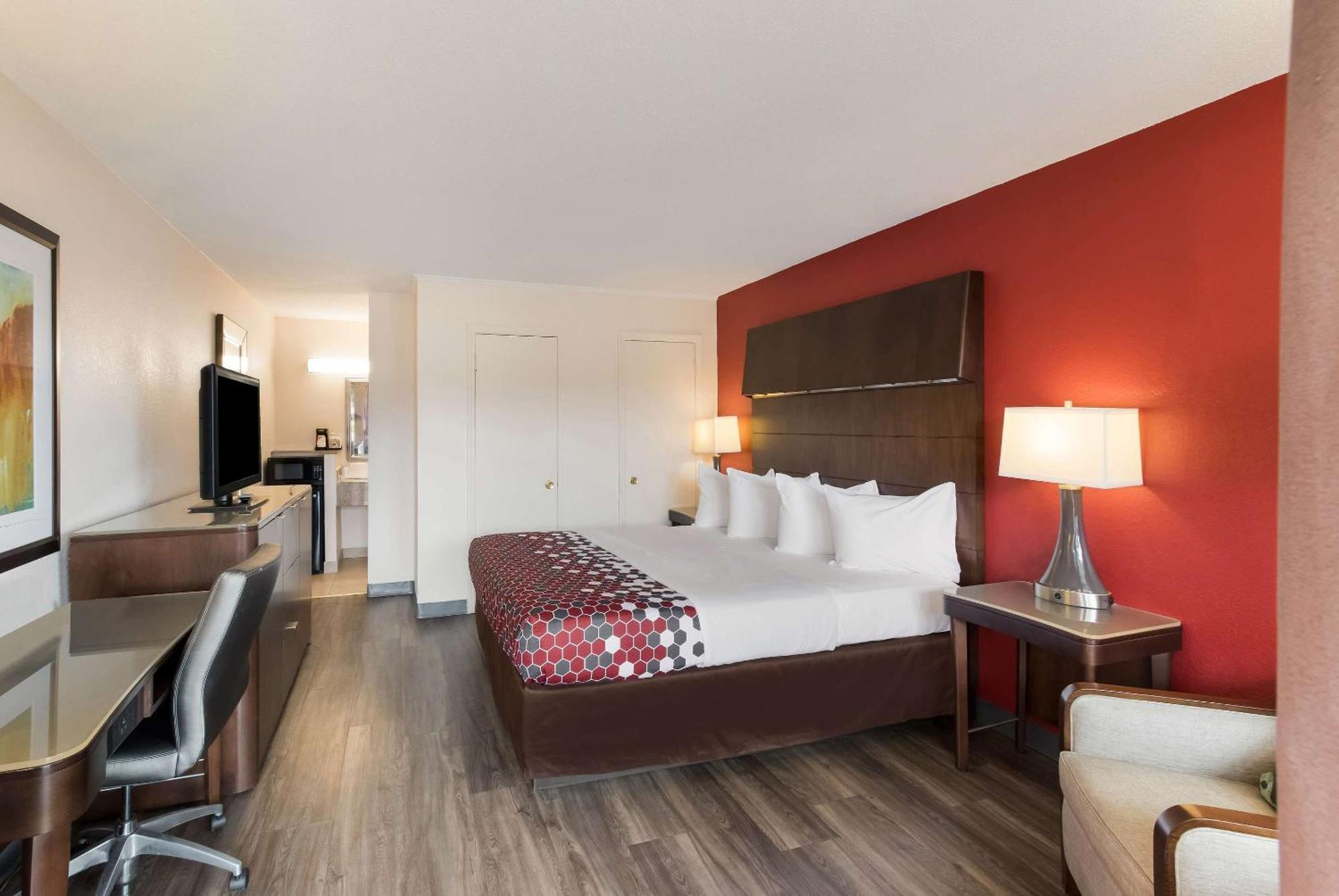 Econo Lodge North Washington Bagian luar foto