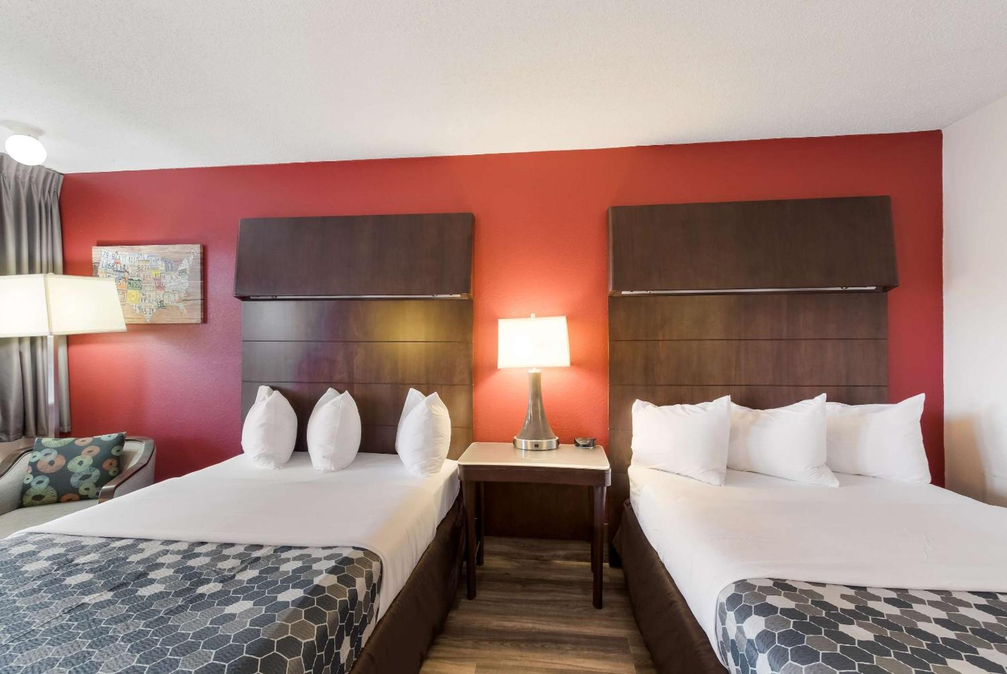 Econo Lodge North Washington Bagian luar foto